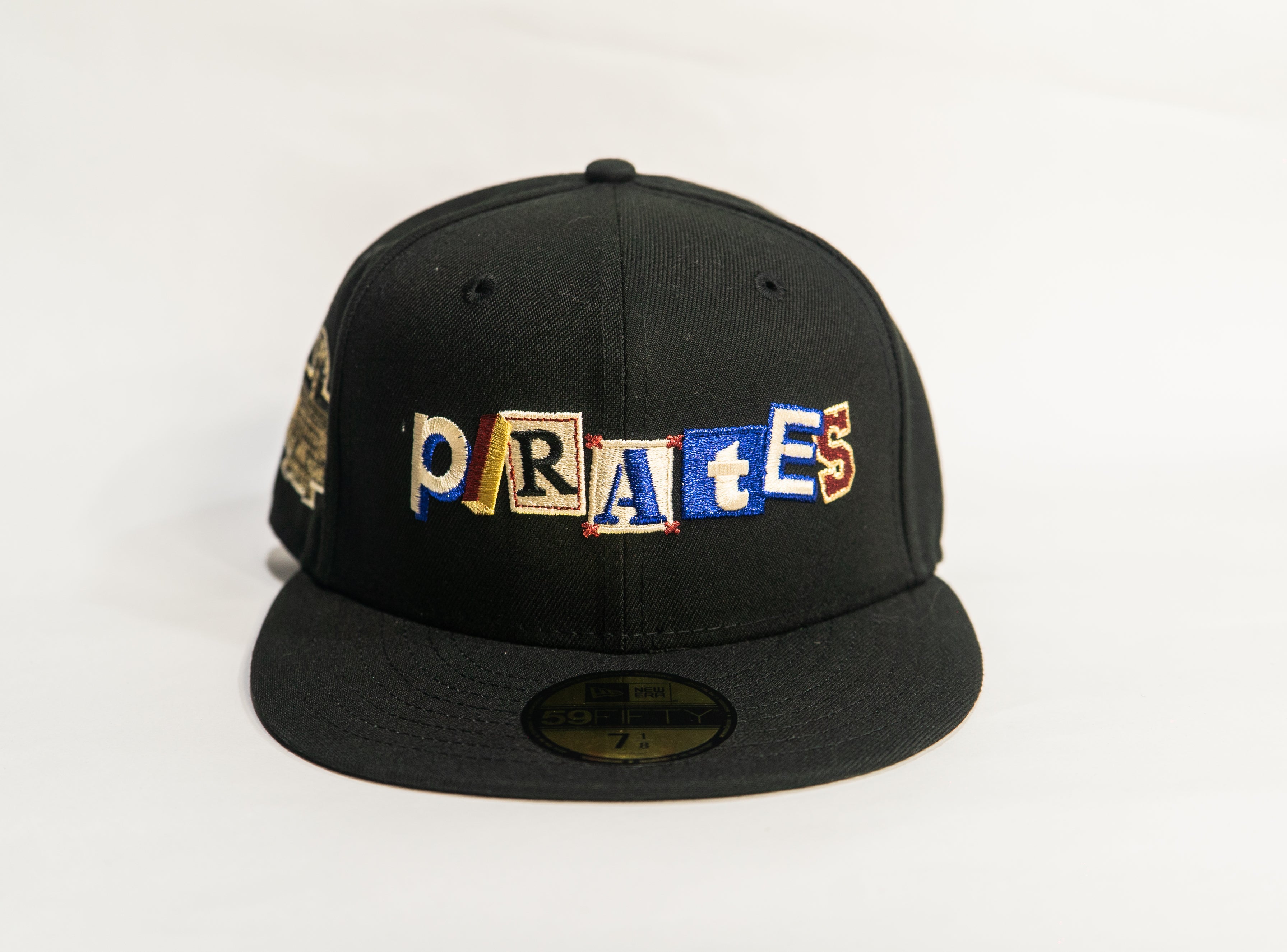 Pittsburgh Pirates Black Metallic Letters Edition