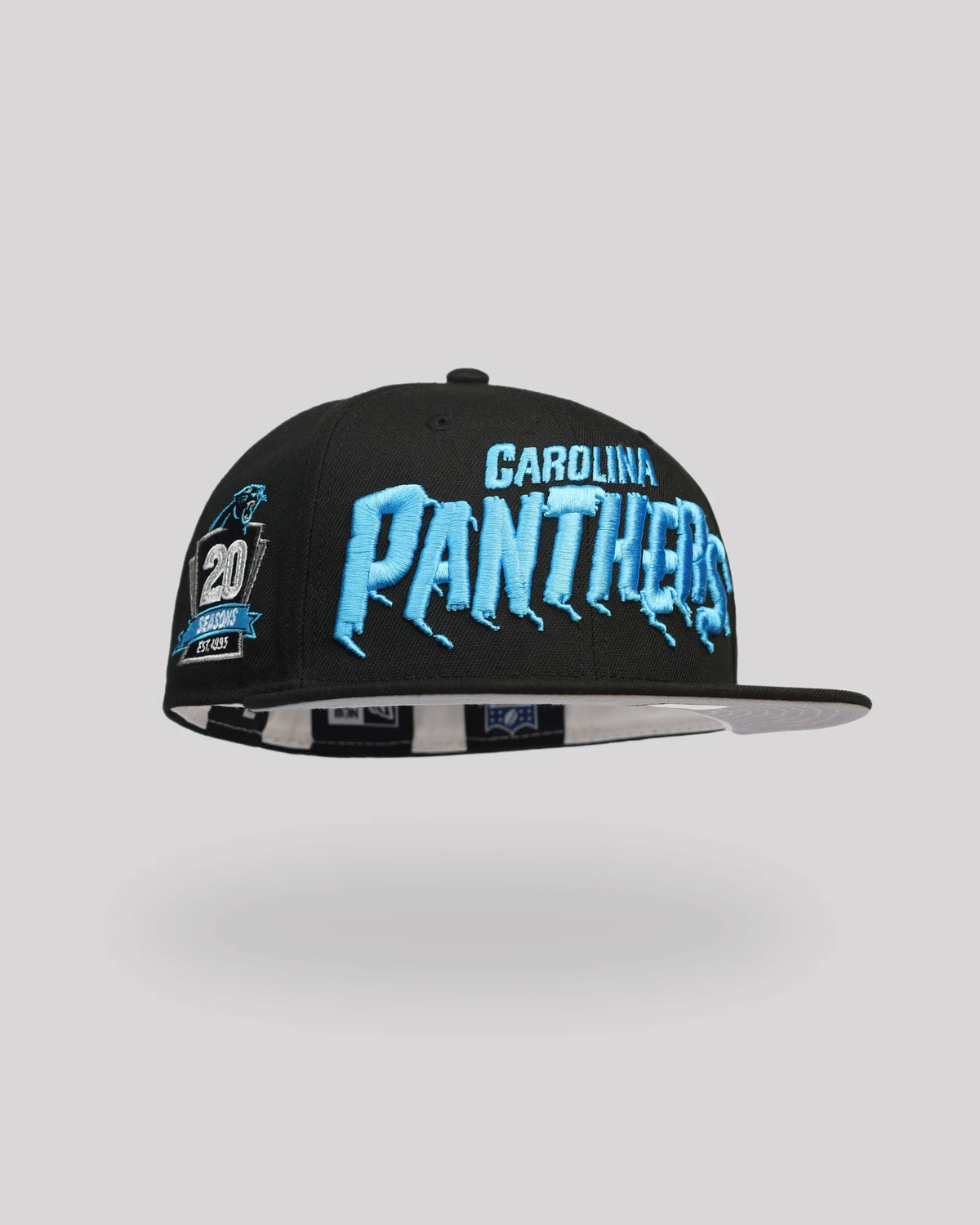 Gorra 59FIFTY Carolina Panthers Drip 20 Seasons – Negra / Azul Imagen principal del producto