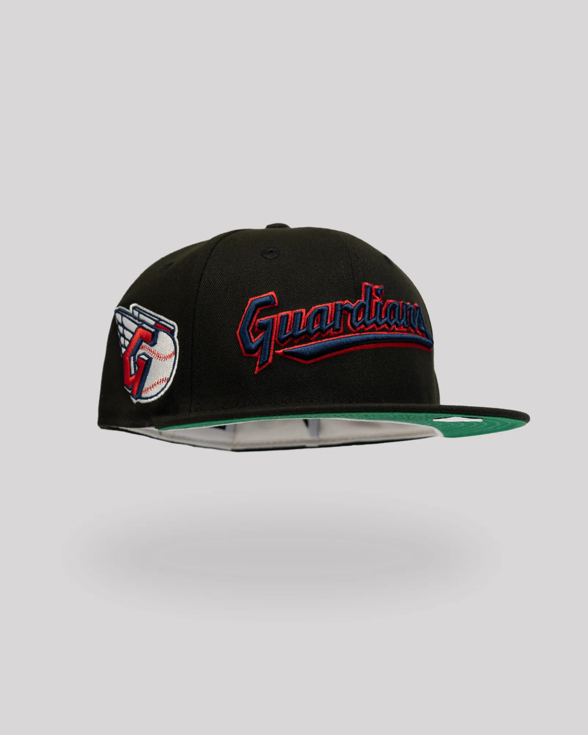 Gorra 59FIFTY Cleveland Guardians Script – Negra / Roja