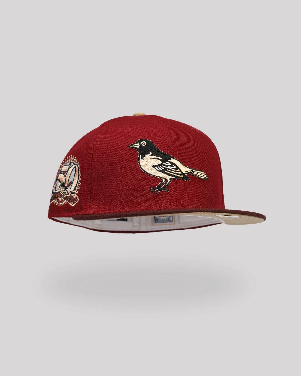 Gorra 59FIFTY Baltimore Orioles 50th Anniversary – Vinotinto Imagen principal del producto